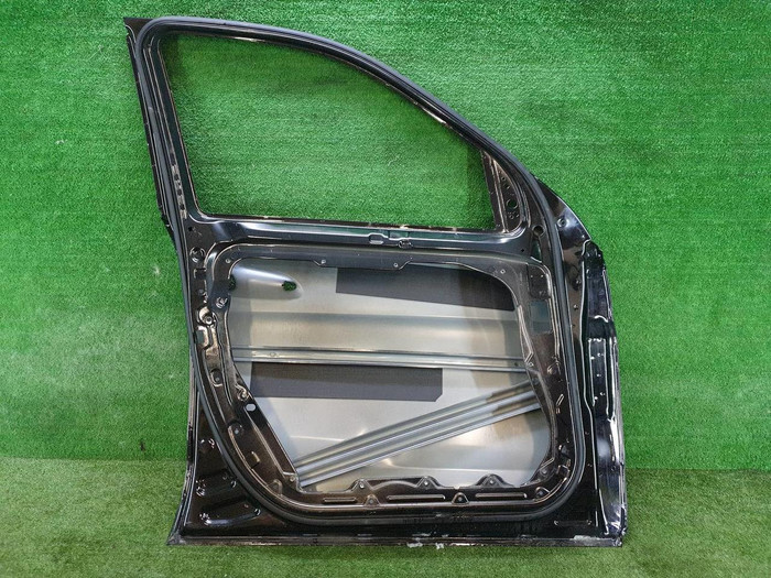 Дверь передняя левая Mercedes ML GLE GL GLS W166 X166 (2011-2018)
