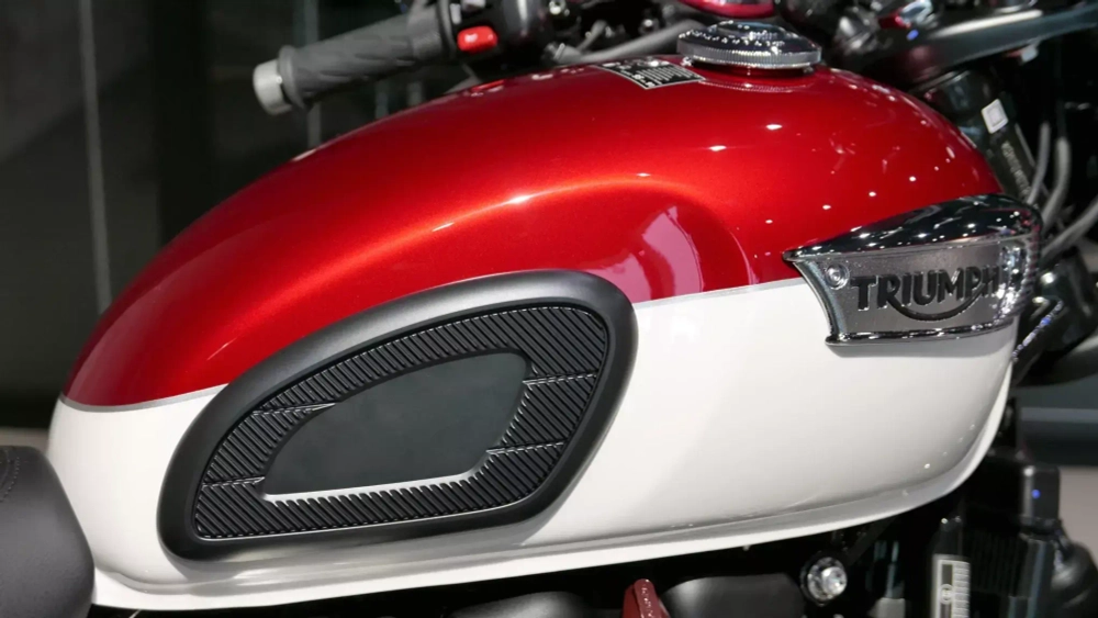 Triumph Bonneville T100