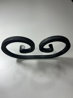 Кованый элемент вензель 160х270мм квадрат полнотелый 16х16мм