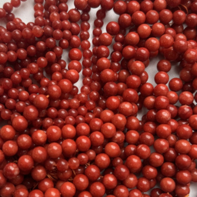 4659-6 Халцедон красный шар гладкий 6мм, нить 37см