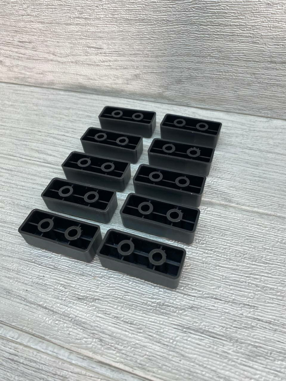 Ножки для мебели пластиковые высота 16 мм 10 штук