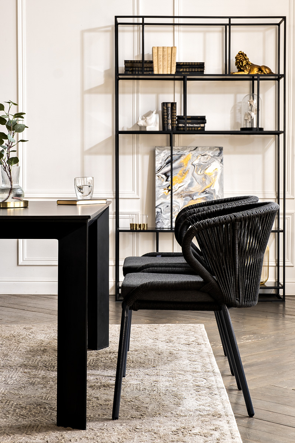 "Венето" обеденная группа на 4 персоны со стульями "Милан", каркас темно-серый, роуп темно-серый