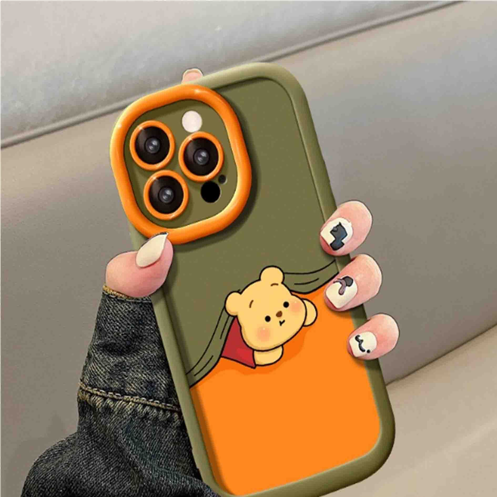 Чехол на iPhone 16 ВинниПух