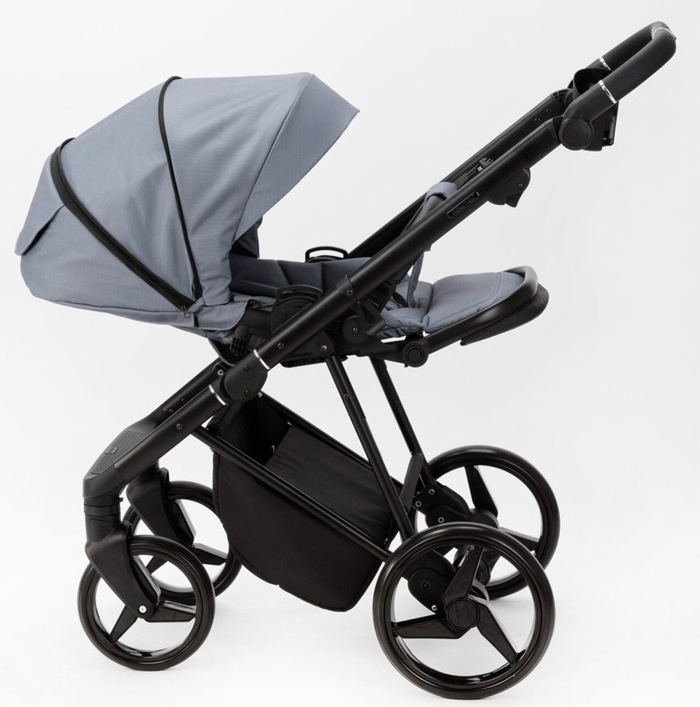 Детская коляска Adamex Quantum 3 в 1 Q-TK19 (Т.СЕРЫЙ)