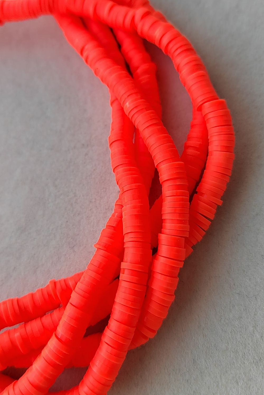 1321-он Нить каучуковых бусин 6мм, оранжевый неон, нить 39см