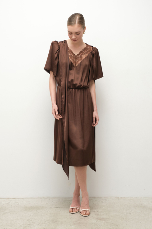 Платье ретро с кружевом