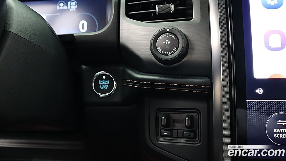 Ford Expedition Platinum 4WD (12.2022)