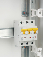 KARAT Автоматический выключатель ВА47-60M 3P C 40А 6кА IEK