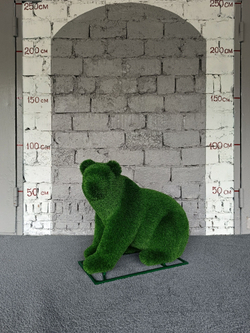 Мишка сидящий