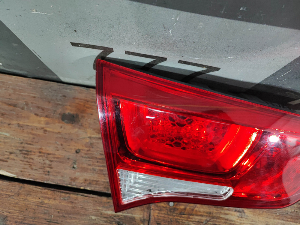 Фонарь задний левый Kia Rio 3 (QB) 15-17 Б/У  924034X500