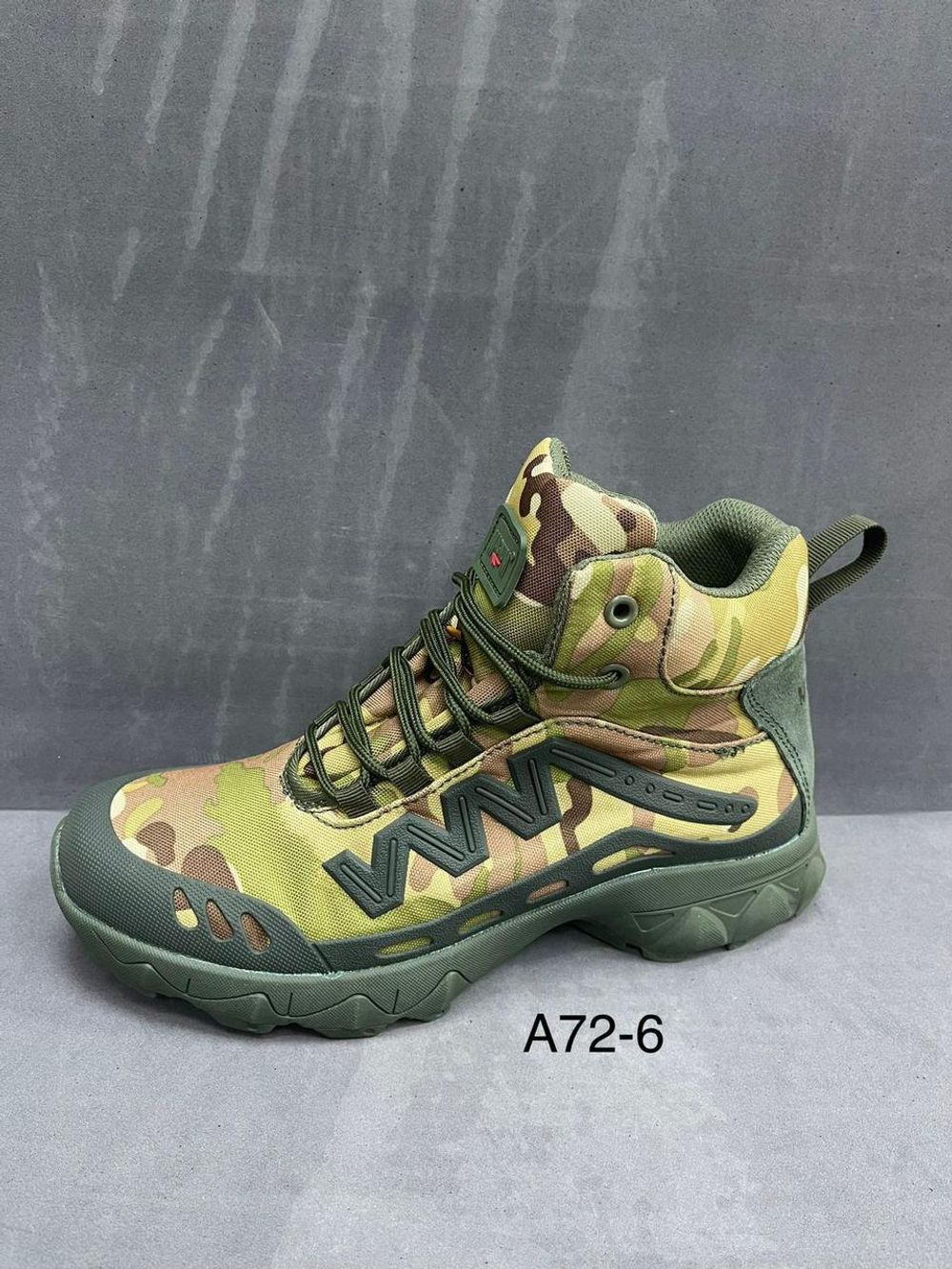 Кроссовки по 8 пар (41-46)р. 72-6