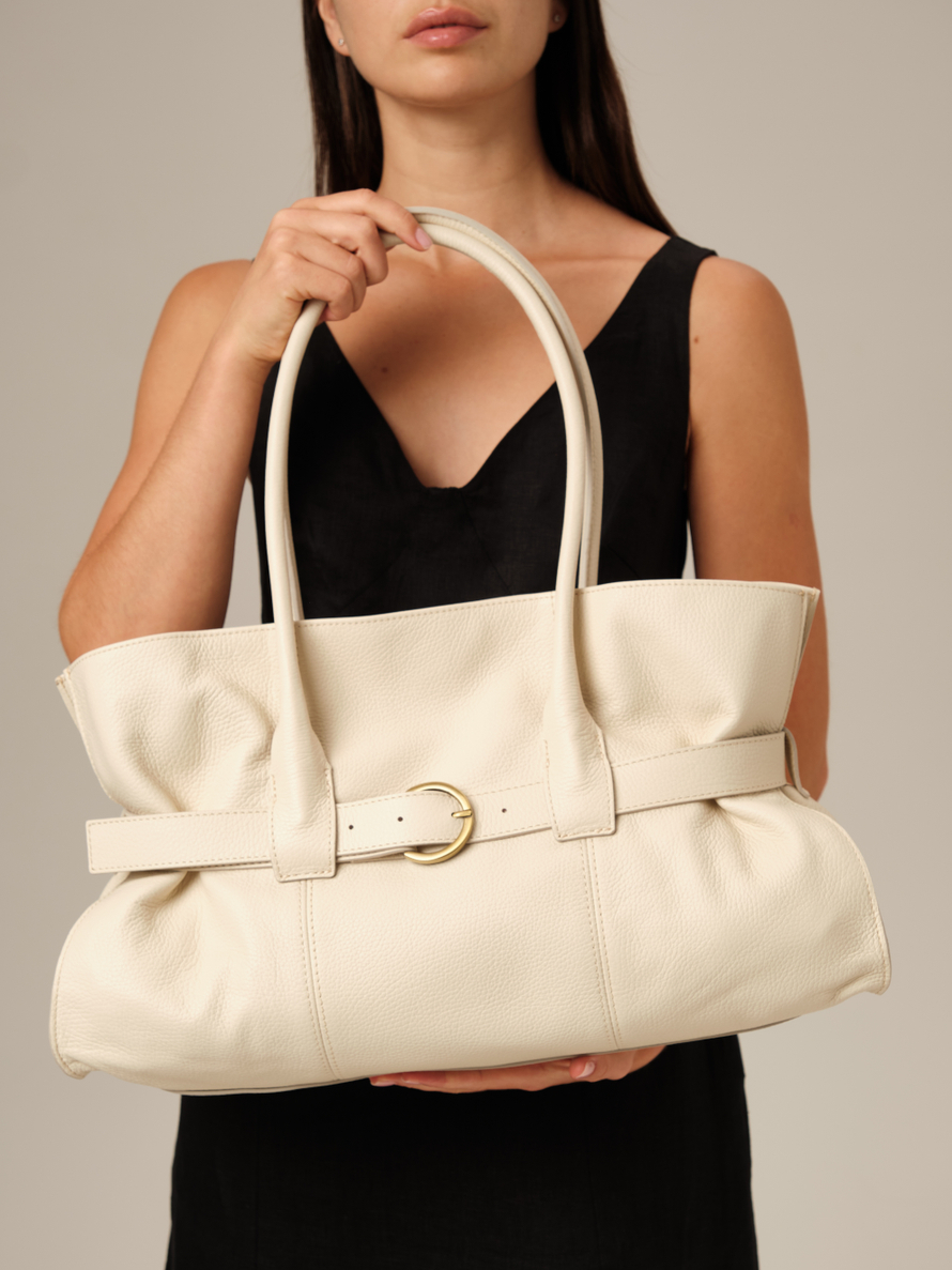Кожаная сумка Vivienne DBR 31169 ванильное молоко
