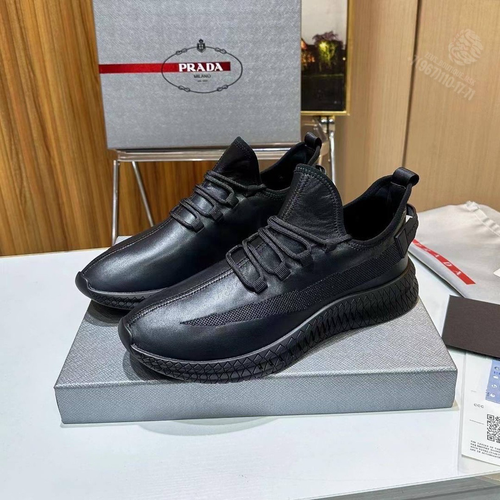 Кроссовки Prada