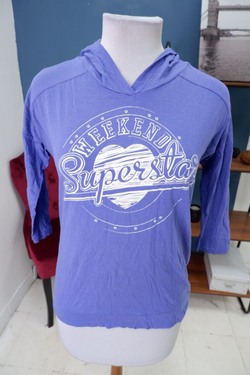 Джемпер Твое с капюшоном 44 размер