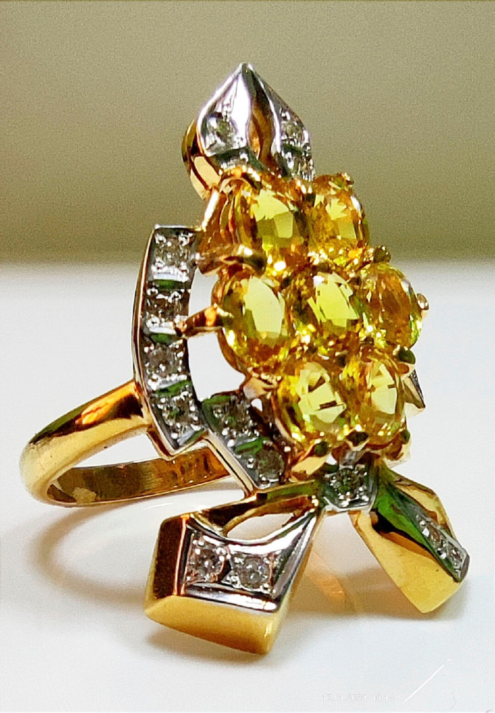 Кольцо Эстерелла золото 750, сапфиры, бриллианты