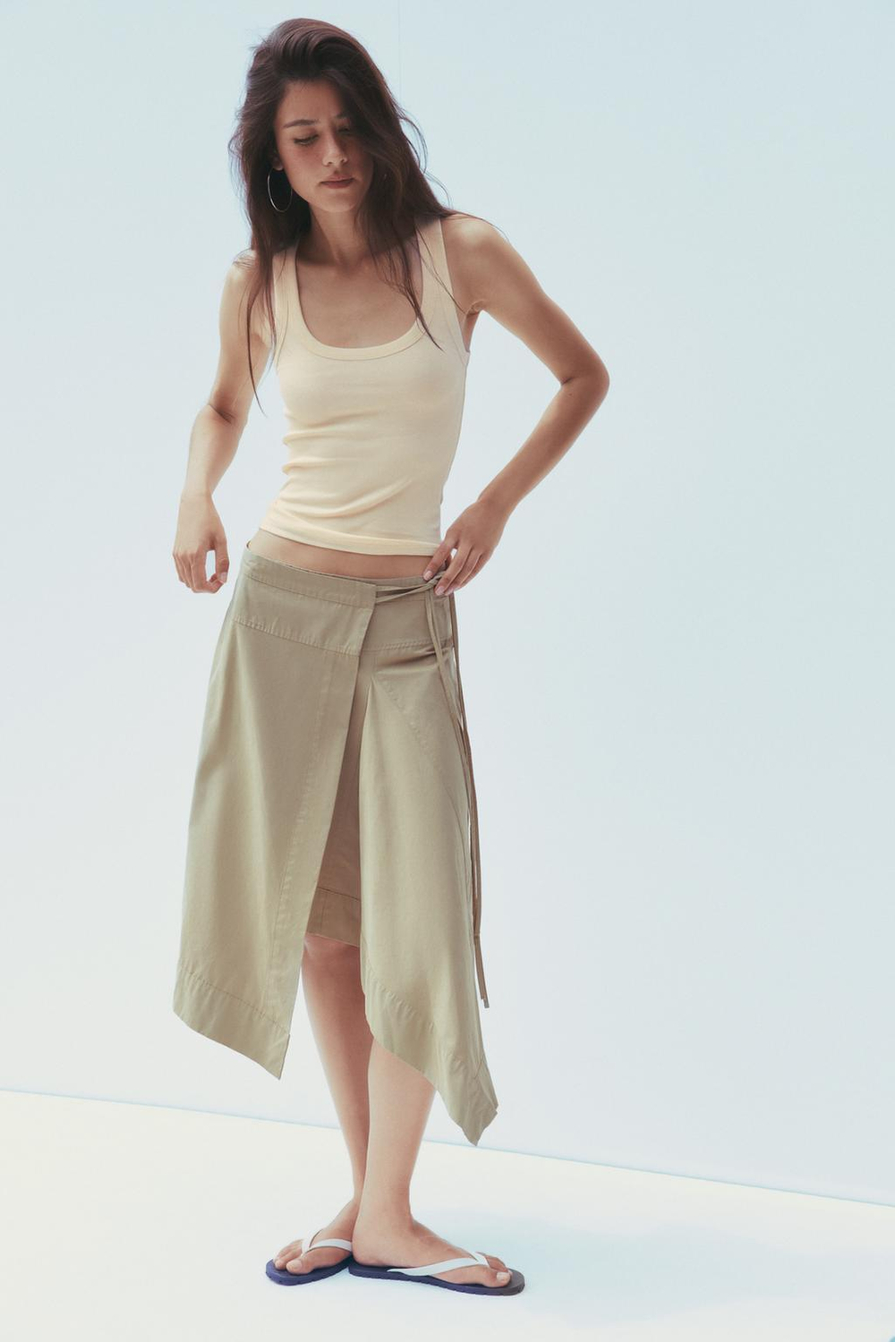 ZARA ТОП В РУБЧИК НА БРЕТЕЛЯХ, ВАНИЛЬНЫЙ