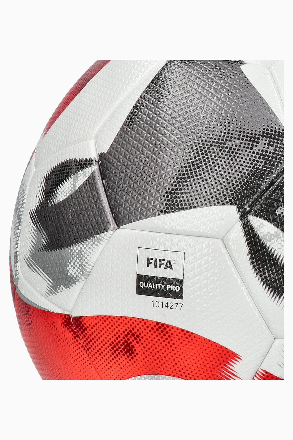 Футбольный мяч adidas Tiro Pro размер 5