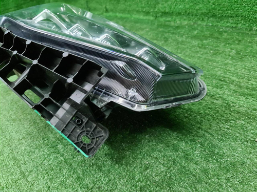 Фара правая Haval F7 (2018-2024) LED