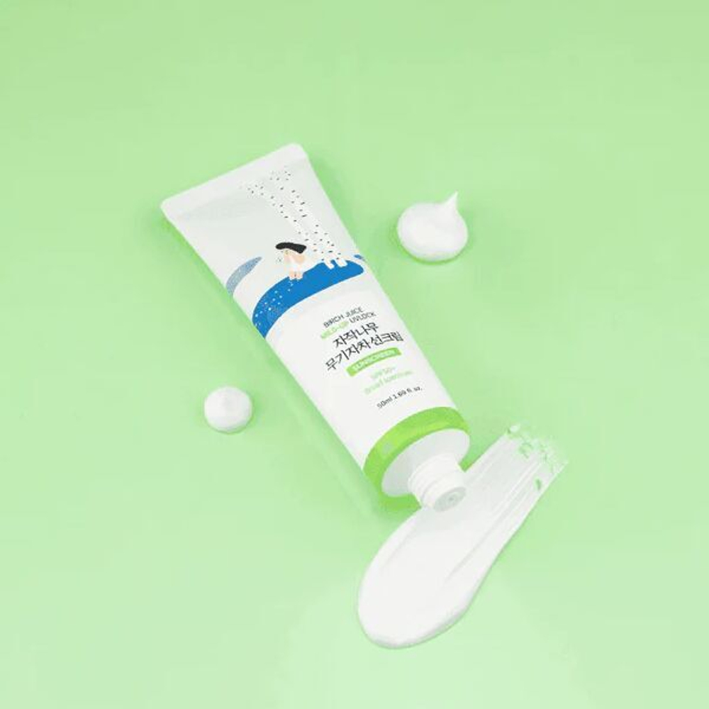 Увлажняющий солнцезащитный крем с березовым соком Round Lab Birch Juice Moisturizing Mild-Up Sunscreen SPF50+ PA++++, 50мл