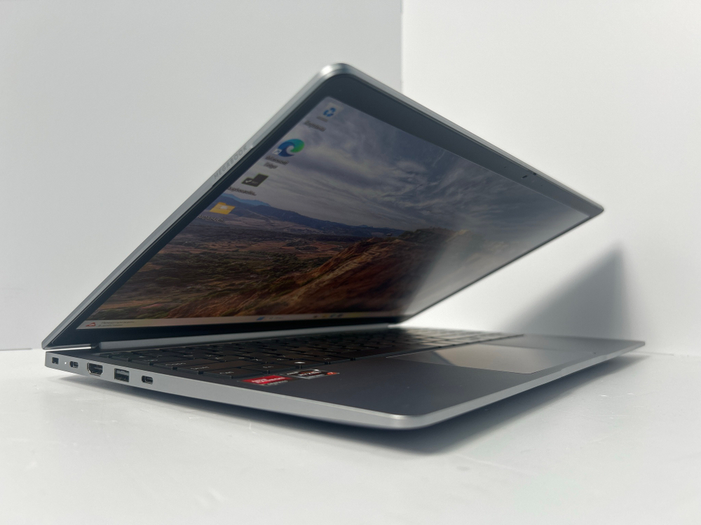 Ноутбук Tecno T15DA (4894947004988) 15.6"/AMD Ryzen 7 5800U/RAM 16GB/SSD 512GB/AMD Radeon Graphics/1920*1080/IPS/DOS/Подсветка кл-ры: LED/серый космос. Состояние: B1