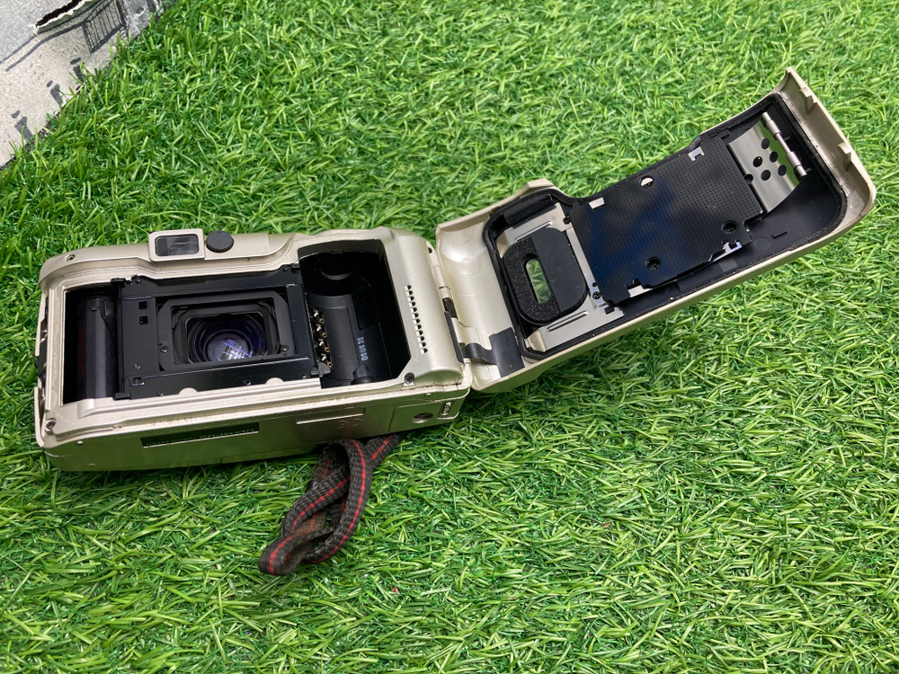 Olympus MJU II Zoom 115
