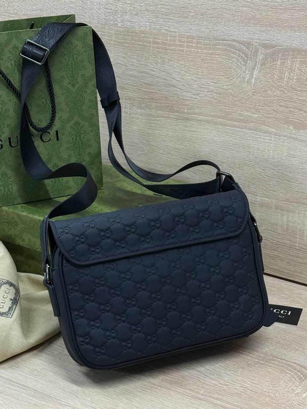 Сумка-мессенджер Gucci