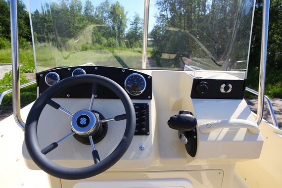 Пластиковый катер ВИНЕТА 505