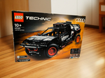 LEGO Technic 42160 Audi RS Q e-tron — внедорожный спортивный автомобиль