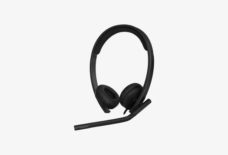 Проводные наушники Logitech H570e черный 2014