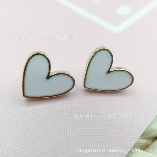 Декоративные пуговицы Сердце