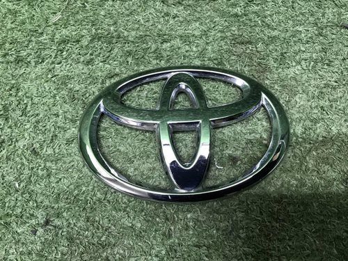 Эмблема крышки багажника Toyota RAV4 5 XA50 18-нв