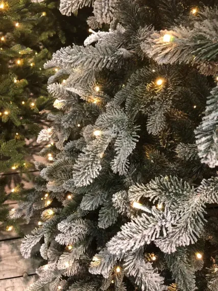 Ель Стильная заснеженная 185 см., 312 LED ламп, литая хвоя+пвх, Black Box (74282)