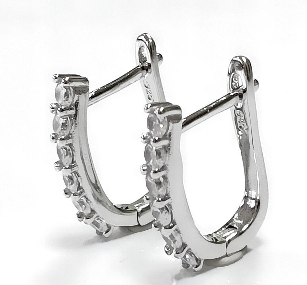 Ювелирные серьги из серебра