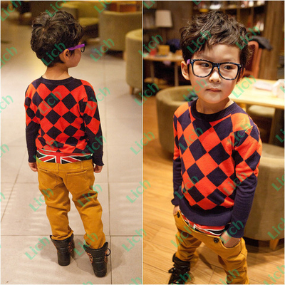 Свитер детский двухцветный в ромбы
