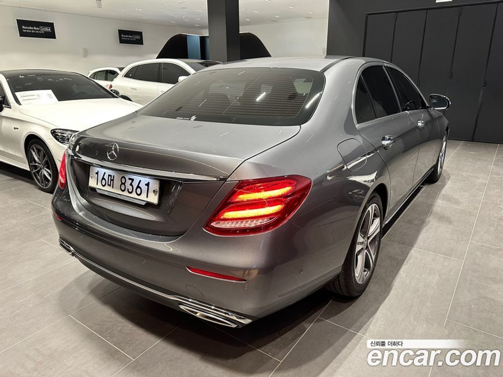 Mercedes-Benz E-Class W213 E300 Avangarde (08.2019)