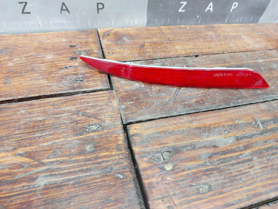 Катафот заднего бампера правый Ford Mondeo 5 14-19 Б/У Оригинал 5318070