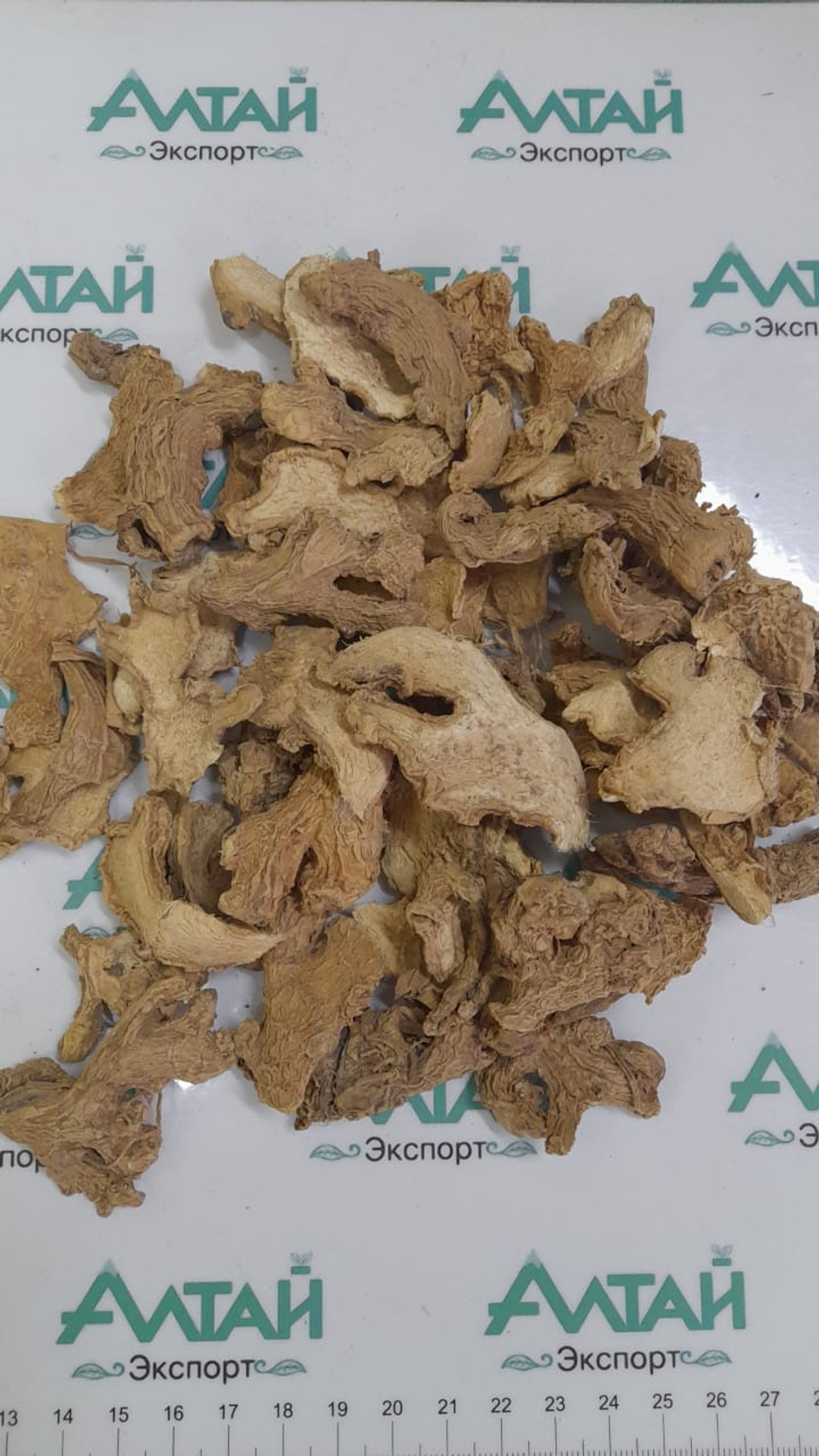 Имбирь корень суш рез Нигерия