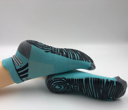 Носки stripes нескользящая подошва, размер s (25х60 мм )