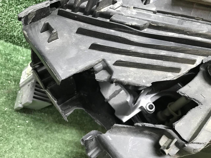 Битая Фара левая Mercedes GLC X253 (2019-2022) LED