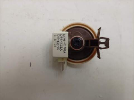 WF8590NMW9DYLP кт26 Датчик уровня для стиральных машин Samsung DC96-01703A б/у