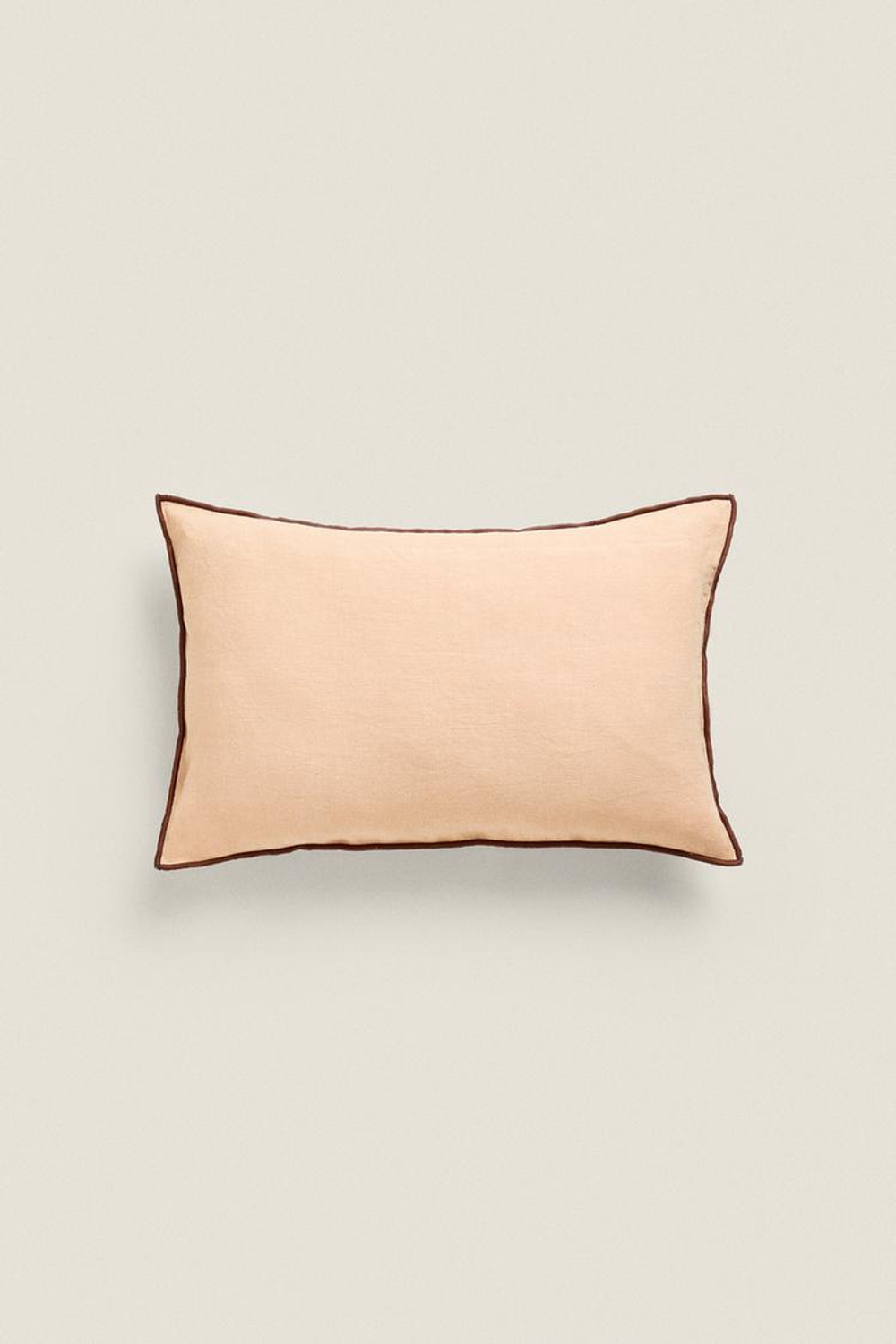 ZARA HOME ЧЕХОЛ НА ПОДУШКУ С ОВЕРЛОКОМ, РОЗОВАТО-БЕЖЕВЫЙ