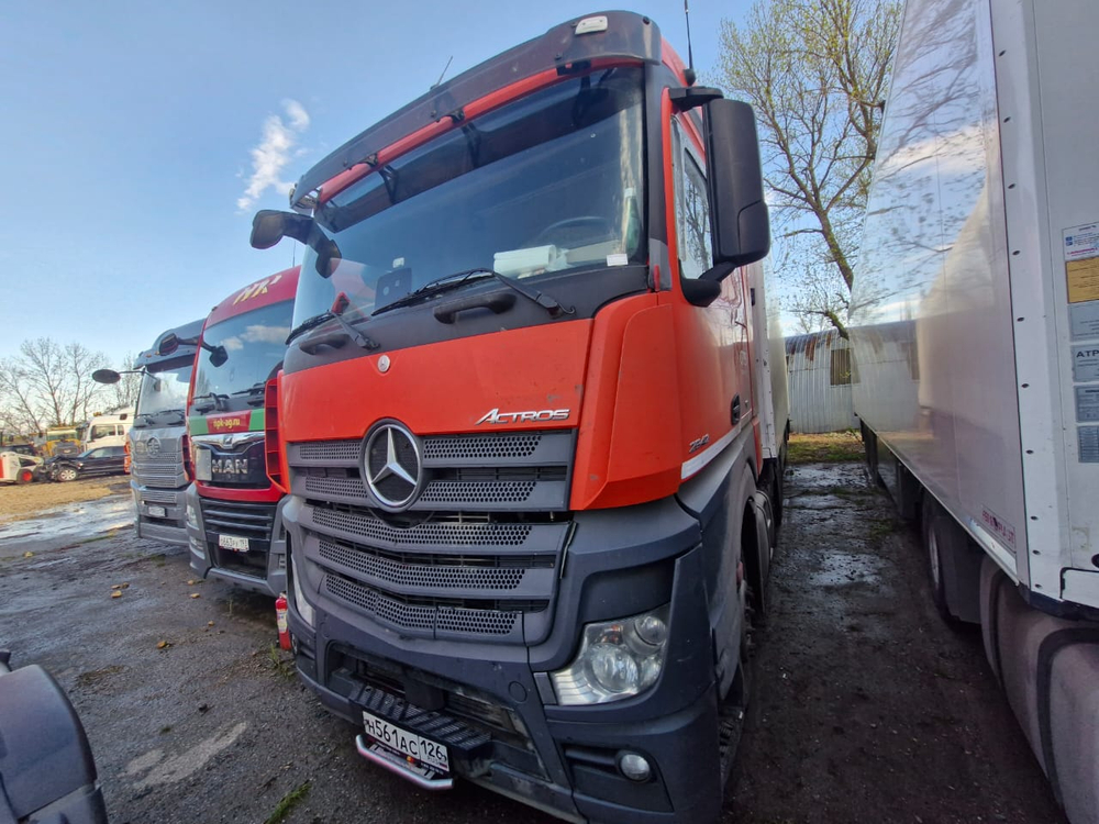 Mercedes-Benz Actros 6x2 Седельный тягач 2542 LS (Дизельный, 12,8 л, 421 л.с., АТ)