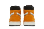 Кроссовки Jordan Air Jordan 1 Element Gore-Tex "Light Curry" 3M