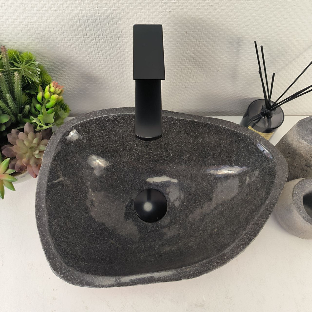 Раковина из речного камня RS-65451 42*30*15 0856