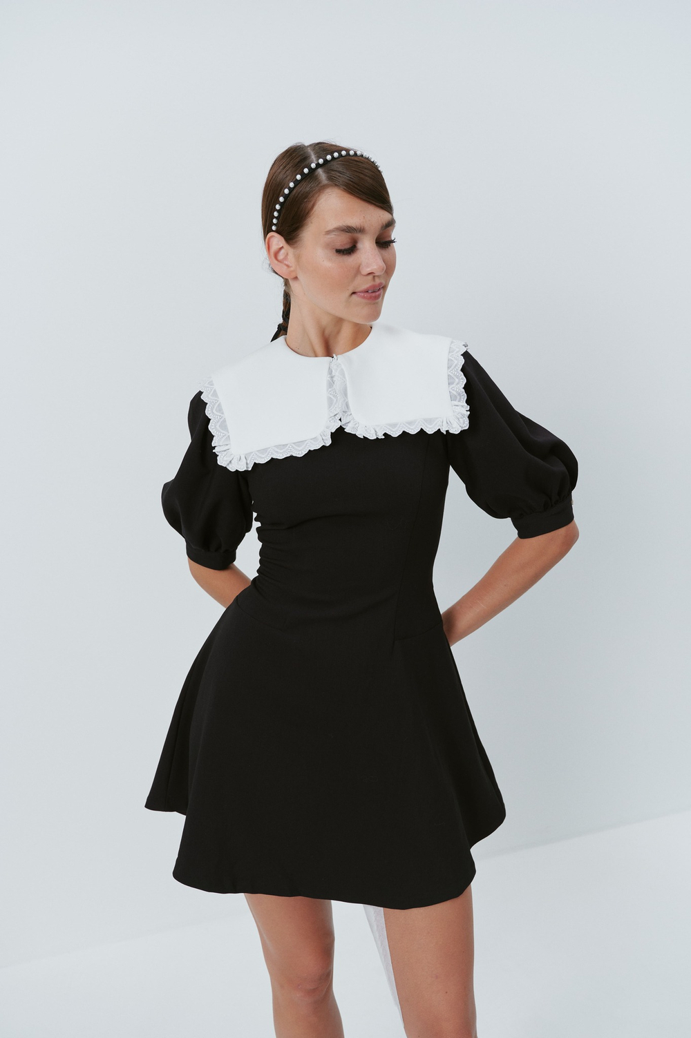 Ободок-чокер с мелким жемчугом