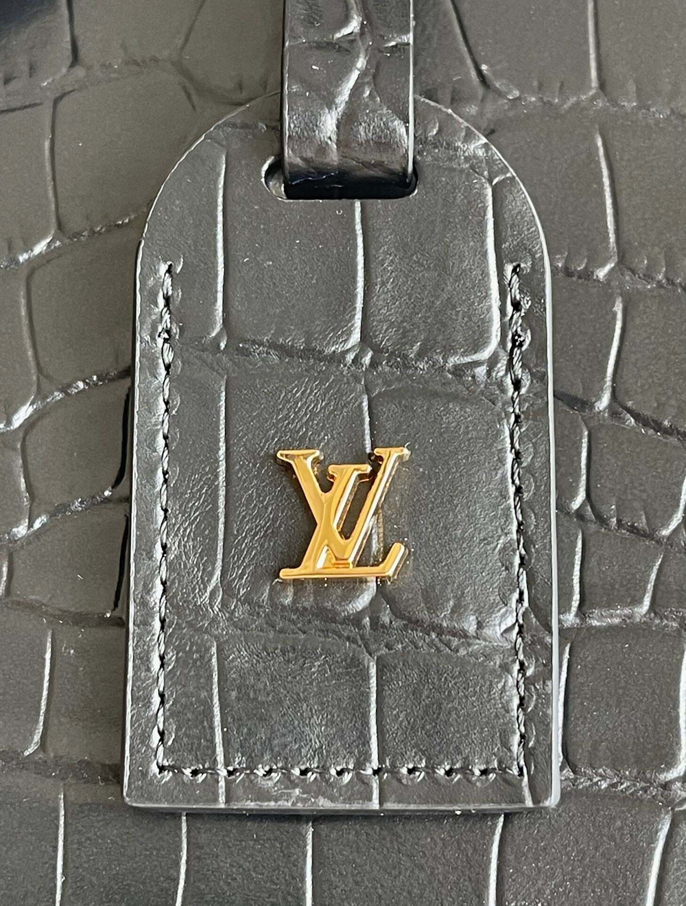 Louis Vuitton Petite Boite Chapeau