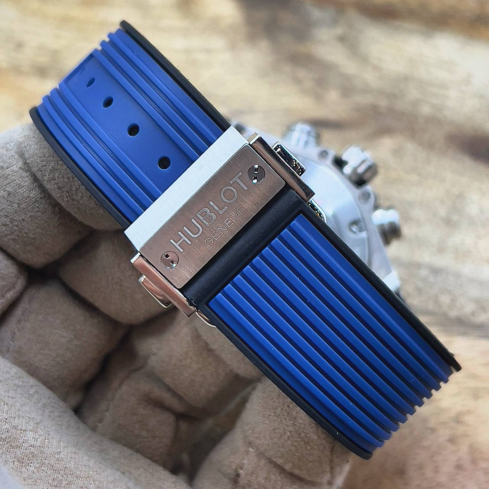 Часы Hublot