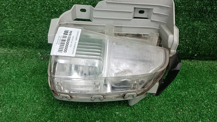 ПТФ правая Toyota Prius ZVW30 (2011-2015) LED