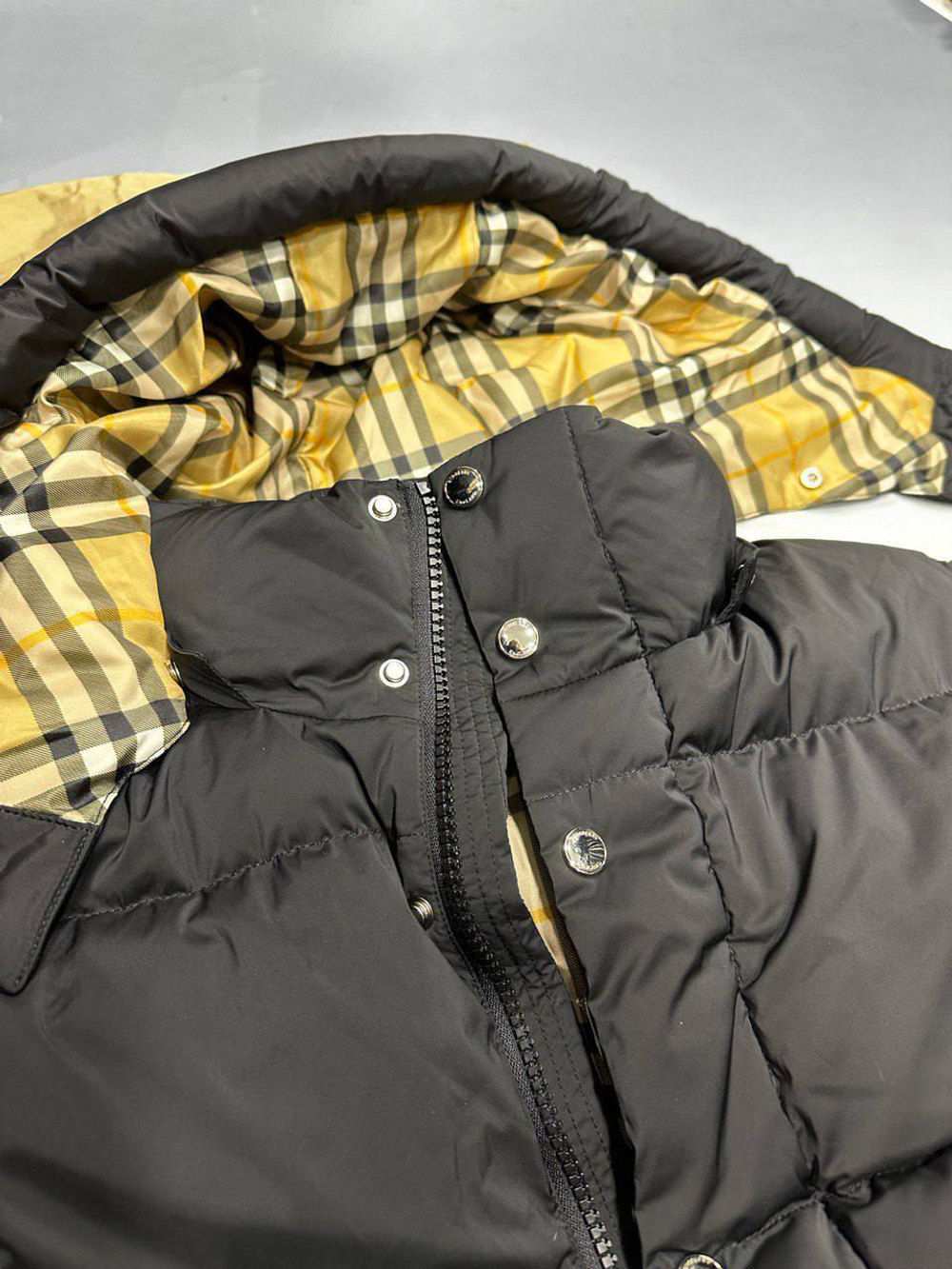 Пуховик Burberry