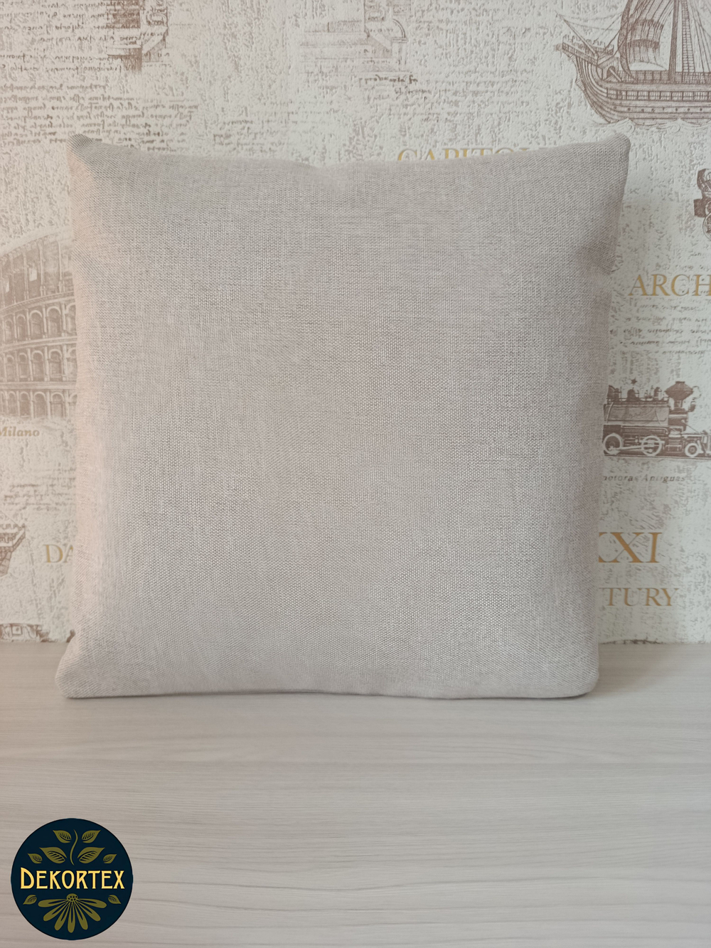 Декоративный гобеленовый чехол для интерьерной подушки Ежик Женя 38*38